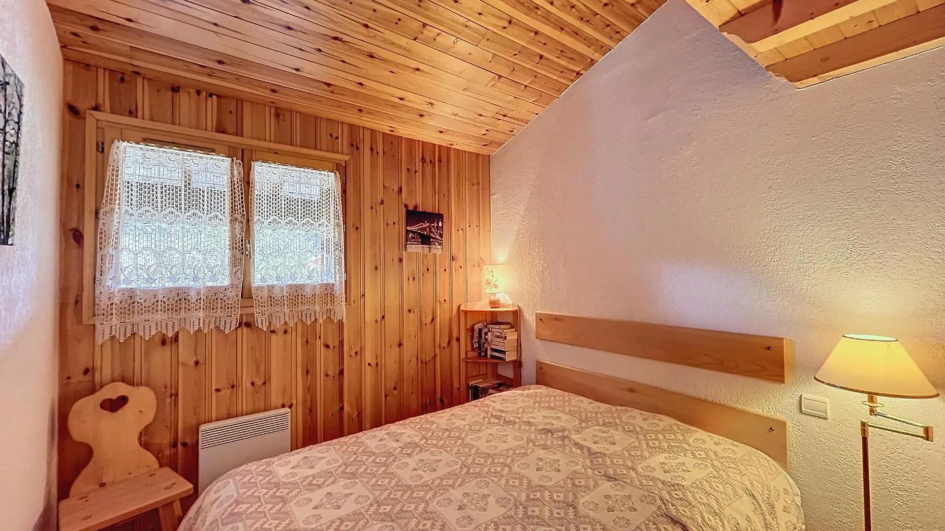 Appartement Avec Garage Proches Ski Bus A Combloux - Fr-1-560-126 Apartment