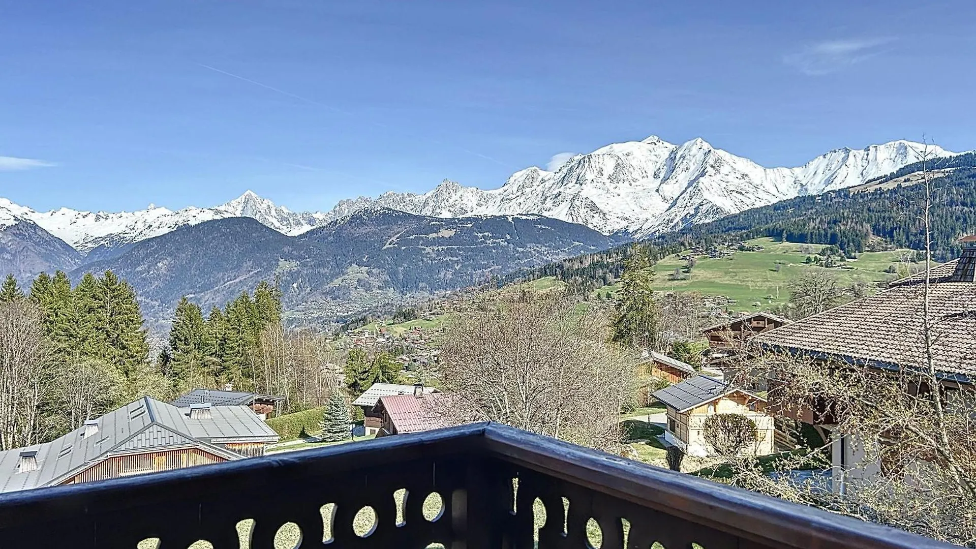 Appartement Avec Garage Proches Ski Bus A Combloux - Fr-1-560-126 Apartment
